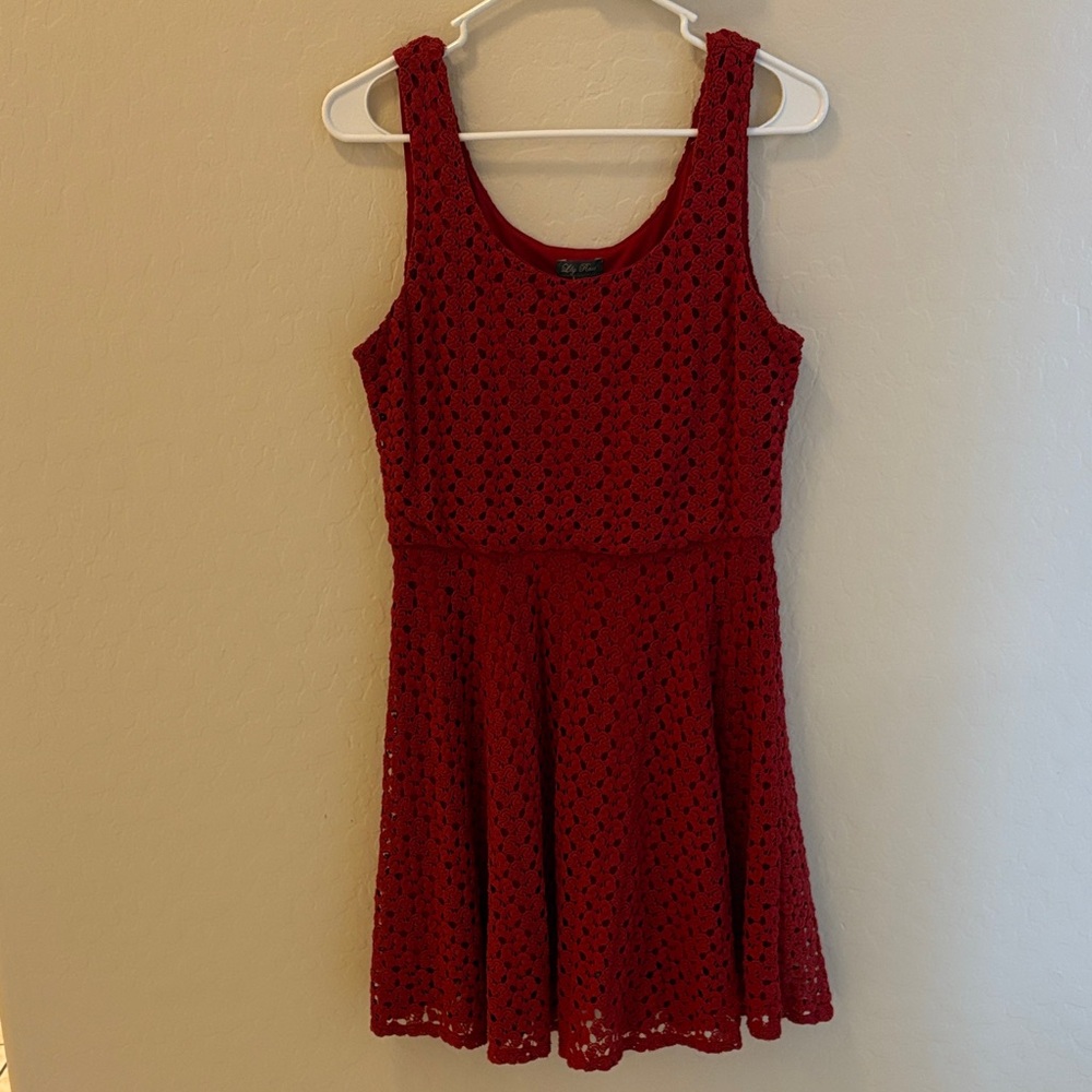Red Sleeveless Crochet Dress
